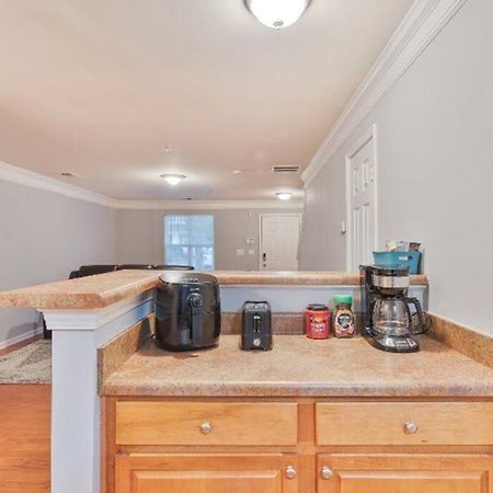 Beautiful Cozy 3-Bedroom Townhome Retreat 亚特兰大 外观 照片