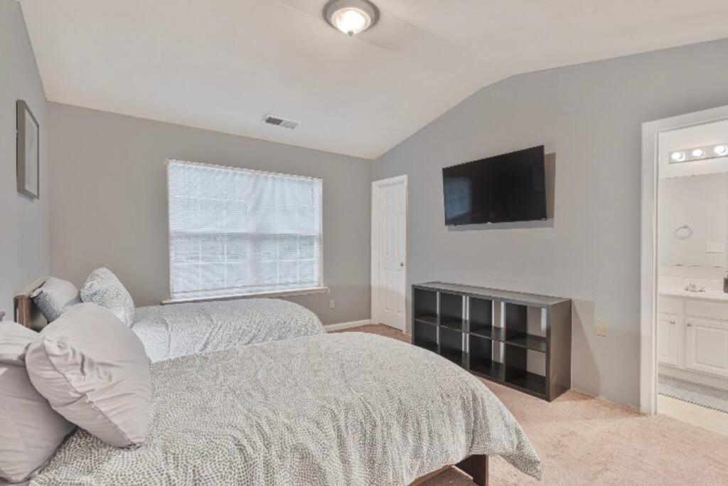 Beautiful Cozy 3-Bedroom Townhome Retreat 亚特兰大 外观 照片